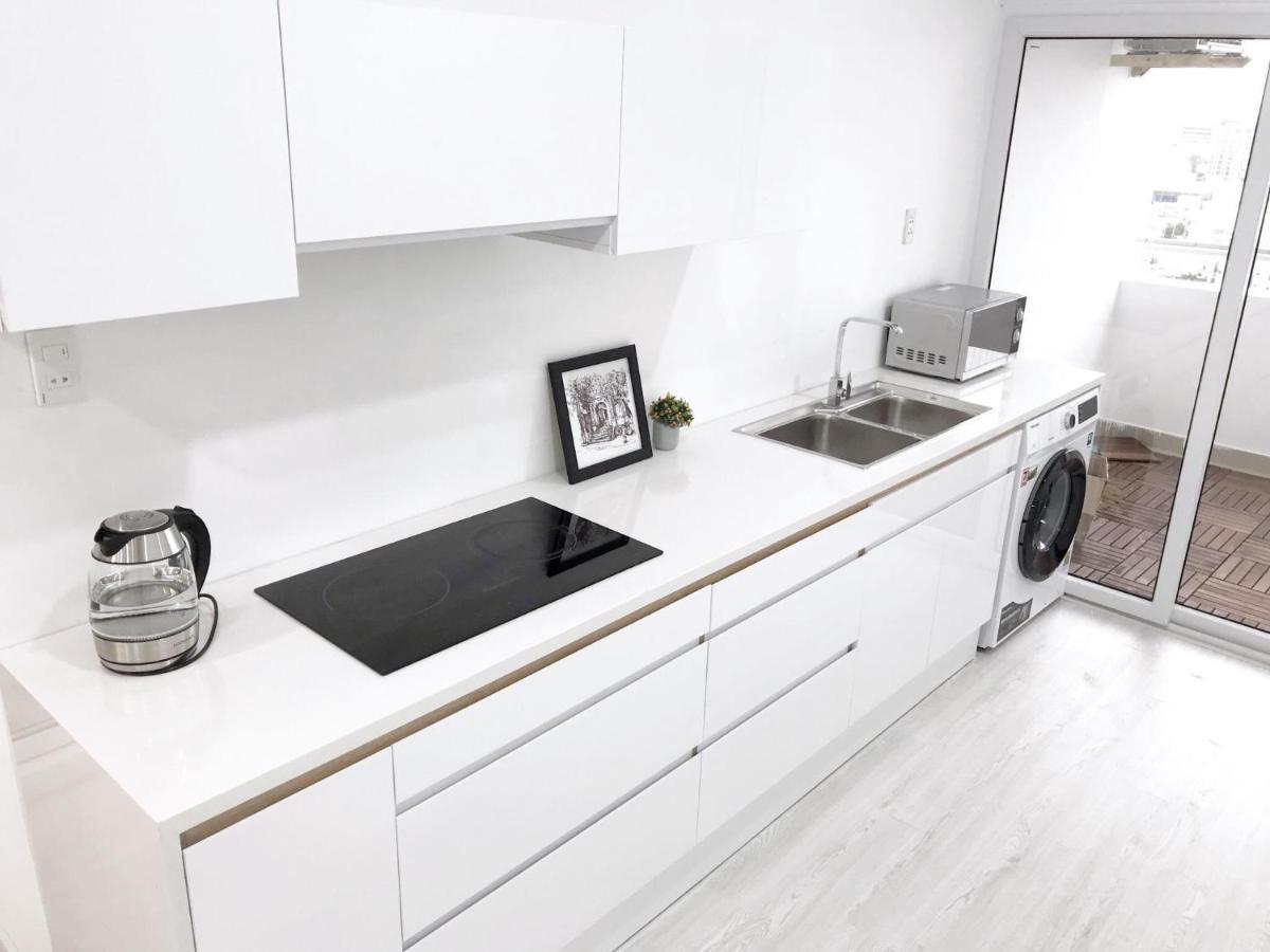 Zoro Home - Deluxe Apart - Danang Center Bagian luar foto